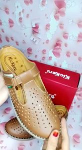Sepatu Sandal Slip On Kickers Wanita Kode S-09