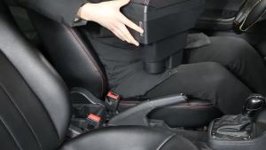 For VW Volkswagen Touran Caddy Armrest Center Console Central Storage Content with Cup Holder Products Arm Rest