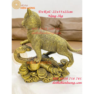 Tượng mèo đứng gậy như ý bằng đồng phong thủy cao 22cm nặng 2kg