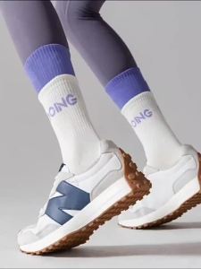 Yoga Socks Womens Mid-Tube Socks Autumn and Winter Color Matching Non-slip Professional Dance Fitness Pilates Sports