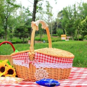 Simple Cute Wicker Carry-on Handle Storage Baskets Picnic Basket with Lid Fruit Food Basket Home Organize Accessory Small Size