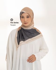 SALE HIJAB DEENAY DEFECT MULUS MOTIF KERUDUNG SEGIEMPAT BAHAN VOAL PREMIUM