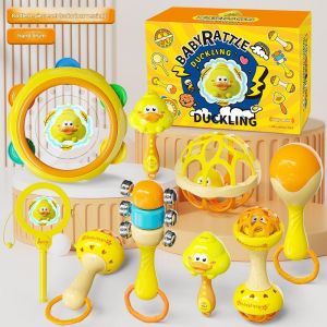 Newborn gift box set little yellow duck rattle baby toy suitable for 0-1 year old baby sand hammer rattle soothing toy