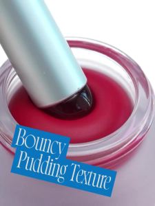 fwee Blurry Pudding Pot + Keychain SET    Airbrushed Blush & Lip Buildable Pigment Long-lasting Lightweight Easy to Blend Natural Soft Matte Finish Makeup – Ambitious (Warm Red)    0.17 oz