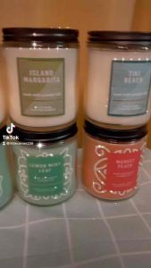 Nến thơm 1 bấc BATH AND BODY WORKS BBW (198g) - Autumn Collection