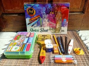 Kotak Peralatan Menggambar Sket Book Sketch Book Dan Kuas Pembersih Remah Krayon  Alat Kerik Gambar Rautan Krayon Giotto Rautan Dua Lubang Pensil Kaca Joyko Drawing Pen 07 Pensil Penghapus  Stipo Greebel Peralatan Menggambar