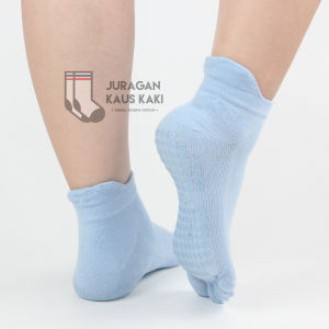Kaos Kaki Jari Yoga Pendek Wanita Anti Slip Gel Toe Socks