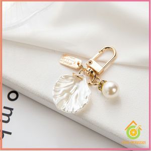 Thai Pioneers พวงกุญแจรูปทรงหัวใจประดับกระเป๋า beautiful keychain