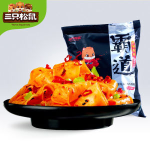 Red Oil Noodles 115g/bag Instant Food Spicy Liangpi Sauce Mixed Noodles【三只松鼠红油面皮115g/袋】懒人方便速食麻辣凉皮酱拌面宽面