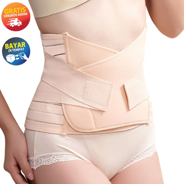 Korset va etik kiygan lezbiyenlar Korset va etik kiygan lezbiyenlar