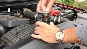 Phụ gia nhớt bảo vệ động cơ siêu trơn MoS2 9910 SENFINECO -Engine Oil Treatment + MoS2 -Cao Cấp Bảo Vệ Động Cơ Giảm Ma Sát An Toàn 300ml