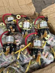 Rơ le phụ đề hàng chất lượng cho ô tô xe tải. Rơ le phụ đề 12-24v 150a cho ô tô máy công trình