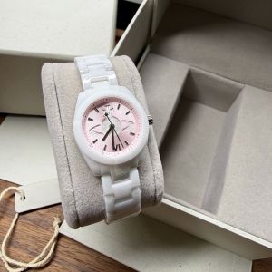 VV358 Ice Blue Saturn Womens Watch Small Dial Fashionable Ice Blue Ice Blue Pink Waterproof Ceramic Quartz Wristwatch