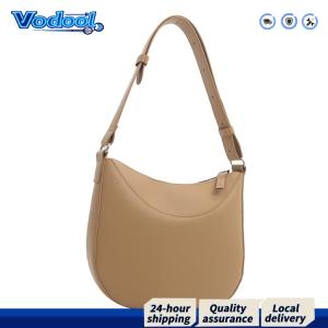 【Fast delivery】 Compact Women Crossbody Bag with Spacious Interior and Durable PU Leather in Classic Black for Shopping and Travel