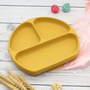 Khay ăn dặm silicon chống đổ có nắp đậy kèm thìa dĩa cho bé