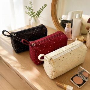 FVWF489263 Large Capacity Cosmetic Bag Polka Dot Zipper Closure Toiletry Pouch Stylish Splash Resistant Travel Storage Bag for Travel