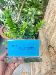 Biển chức danh mica đế 15mm thân 4mm đủ các cỡ theo yêu cầu cho cơ quan và doanh nghiệp