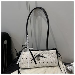 URBAG แบบย้อนยุค กระเป๋าใต้แขน สายยาว หนัง PU กระเป๋าสะพายข้าง ใหม่ ความจุขนาดใหญ่ กระเป๋าสะพายแบบโฮโบ