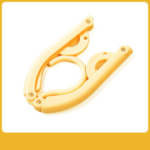 Folding Clothes Hanger Portable Travel Foldable Plastic Hanger Non-slip Magic Drying Rack Multi-functional Home Mini Closet Organizer Hanger Space-savins 便携式折叠衣架