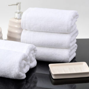Hotel White Bath Towel 70x140cm Spa I Homestay l Airbnb l 70x140cm Soft Water Absorbent Towel 100% Cotton