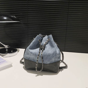 กระเป๋าสะพายหลังทรงขนมจีบ กระเป๋าผู้หญิงแฟชั่น สินค้าพร้อมส่งจากไทย พร้อมส่ง