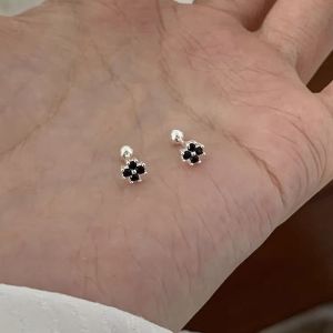 SEA JJT Elegant Geometric Stud Earrings for Women Minimalist Black Crystal Flower Design Fashionable Everyday Jewelry