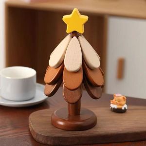 Christmas Decorations: Solid Wood Christmas Tree Ornament Heat-Resistant Table Mat Anti-Scald High-Temperature Resistant Creative Atmosphere Decor Prop