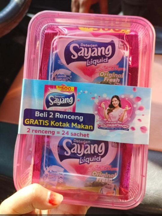 Sabun Deterjen Sayang Cair 24 Sachet Free Lunch Box Deterjen Sayang 1 paket 24 sachet gratis 1 kotak makanan