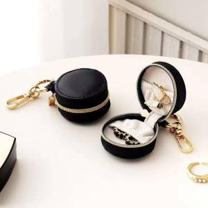 Mini Zipper Jewelry Box for Bags – Small Earring Ring Pouch with Hook Clip