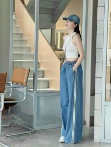 QUẦN JEAN GIẤY MONEY 121 VIỀN 2 SỌC LƯNG THUN DÀI 95CM ỐNG SUÔNG CỰC HOT NỮ THỜI TRANG PHÙ HỢP ĐI LÀM ĐI CHƠI ĐI HỌC (3 SIZE 45-60KG)