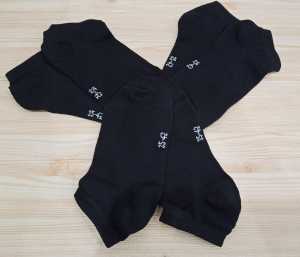 Kaos Kaki Hitam Polos Design Ukuran Semata Kaki Bahan Tebal Buatan Lokal Bisa Buat Pria / Wanita