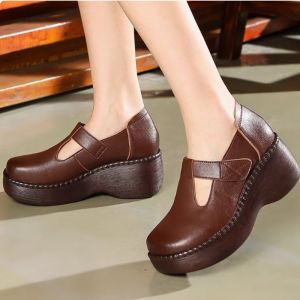 QiaoYiLuo แพลตฟอร์มใหม่รองเท้าผู้หญิงมีสไตล์รองเท้าหนังเข้ากับทุกรองเท้าสำหรับคุณแม่