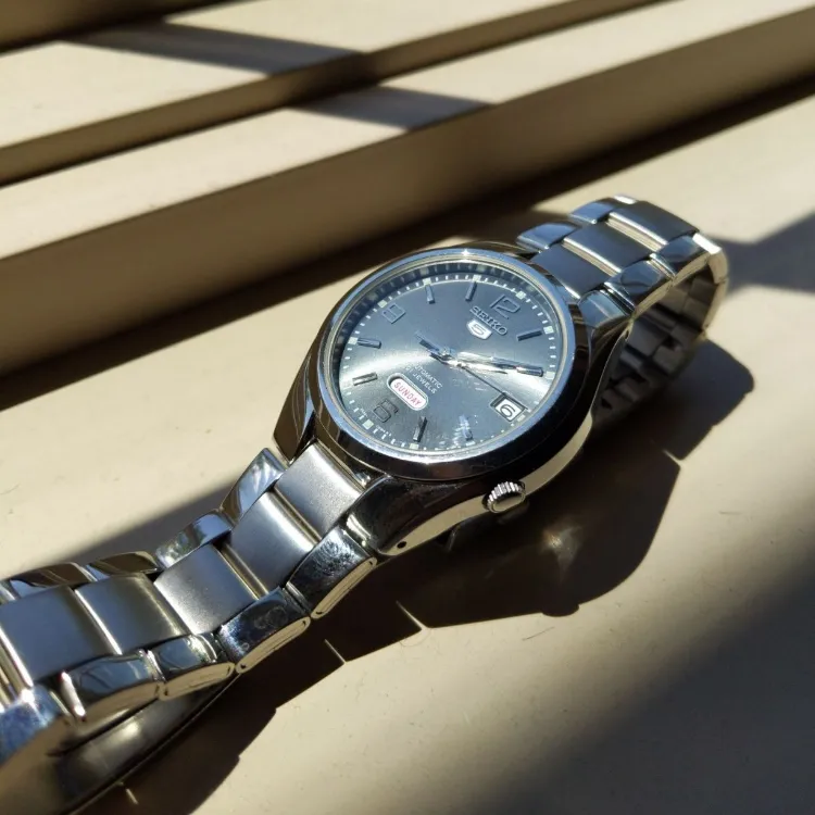 Creatiowatches] Seiko SNK621K1 Automatic Stainless Steel Grey