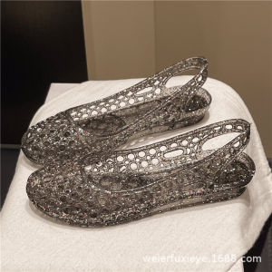 [Free Shipping] Crystal jelly shoes for women fashionable summer outdoor sandals non-slip soft sole closed-toe hollow beach shoes