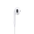 Apple EarPods with 3.5mm Headphone Plug (หูฟัง). 