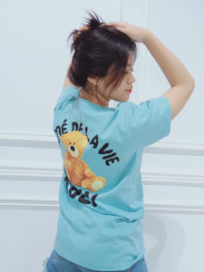 Godwin Collection - Kaos Delvia Kaos Combed 30s Sablon Cantik Kaos Wanita Terbaru Atasan Wanita Terbaru Kaos Terlaris Kaos Gambar Beruang Lucu