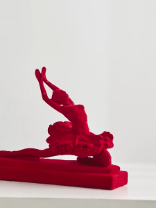 Artistic Ballet Pose Figurine Premium Resin Decorative Statue Desk Ornament For Modern Interior Decoration Gift