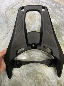 Cảng sau/ Tay dắt nhôm mỏng xe Vision 2021