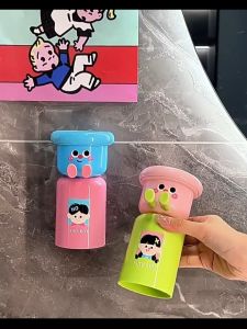 ที่ใส่แปรงสีฟันพร้อมแก้วน้ำยาบ้วนปาก แม่เหล็ก ไม่ต้องเจาะรู สำหรับใช้ในห้องน้ำ