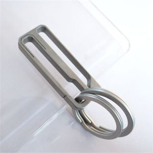 KUIBIW ไม่ซ้ำใคร สร้างสรรค์ ป้องกันการสูญหาย อุปกรณ์เสริมรถยนต์ พวงกุญแจ อุปกรณ์ตกแต่งภายใน คลิปเข็มขัดเอว พวงกุญแจรถ หัวเข็มขัดแขวน พวงกุญแจสปริง