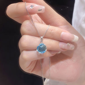 สร้อยคอดีไชน์เฉพาะใหม่พร้อมโซ่กระดูกไหปลาร้า  Vibe ระดับไฮเอนด์และอ่อน โยน