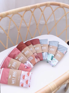 Infant Diaper Bag Print Dry Wet Bag for Diaper Nappies Organize Waterproof Zipper Bag Baby Stroller Diaper Storage Bag