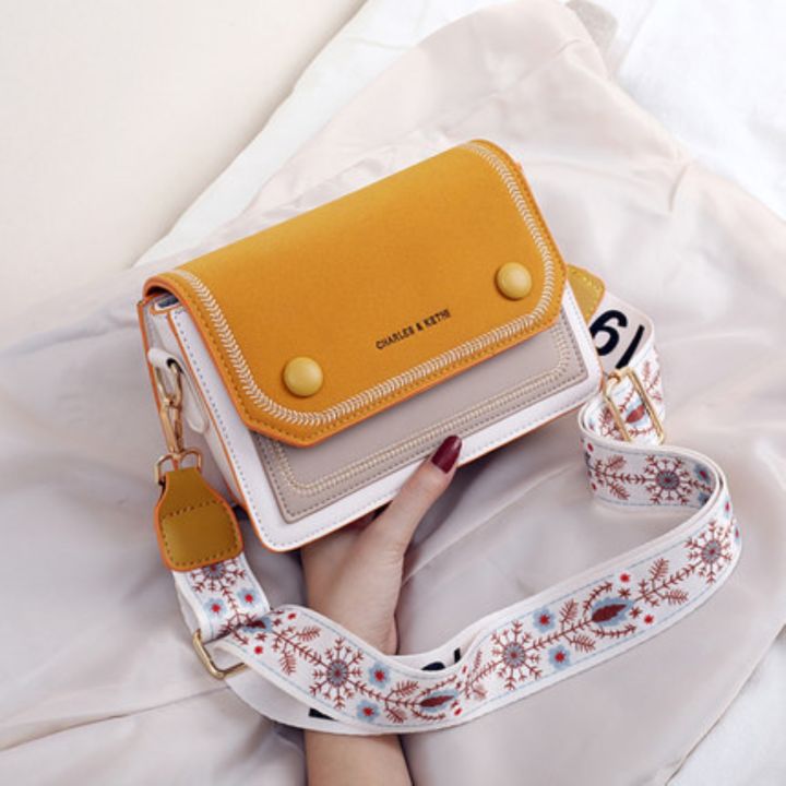 Harga sling bag discount charles and keith original