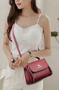 ( BAYAR DI TEMPAT )  PROMO  !!! TAS WANITA LEMBUT KULIT PU / MESSENGER TOTE TAS TANGAN / SELEMPANG TAS BAHU 2025  / TAS TANGAN WANITA ( BAYAR DI TEMPAT ) TAS MESSENGER WANITA TOTE BESAR / TAS KEKINIAN / TAS PESTA IBU IBU / TAS MEWAH WANITA / TAS ELEGAN