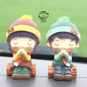 Tượng đôi tình nhân Trang trí Kệ xe Ô tô Bàn làm việc/ Quà Tặng tình nhân/ Trang trí nhà cửa