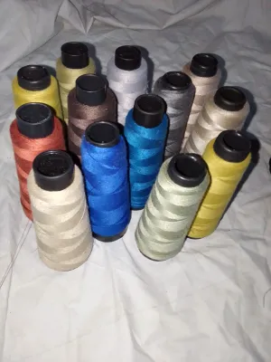 BENANG jahit biasa 40/2 SaTU biji benang aneka sulam putih warna lengkap hitam putih biru abu coklat cerah gelap kecil 5000 hsatu set 4 typical 5000 yard 1/2 kg 3pcs extra premium warna warni