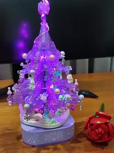 {SG Local} Christmas Tree DIY Building Block With Rotating Music And Light Christmas Gift