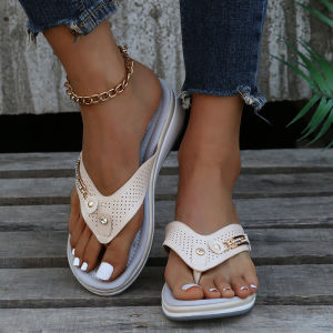 Free Shipping New Spring And Summer Collection: WomenS Wedge-Heeled Sandals Beach Sandals With Metal Buckles Fashionable And Casual Available In Plus Sizes