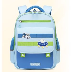 SUN EIGHT - 90270 Balo học sinh Cấp 1 siêu nhẹ chống gù chống thấm nước cặp sách học sinh tiểu học