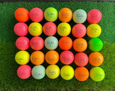 USED COLORED GOLF BALLS 30PCS